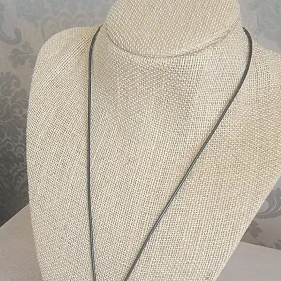 Red Heart Necklace - Picture 3 of 5